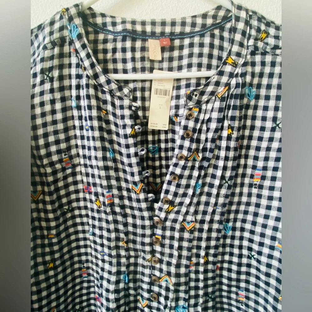 Pilcro embroidered black and white gingham button down shirt L - Picture 5 of 6
